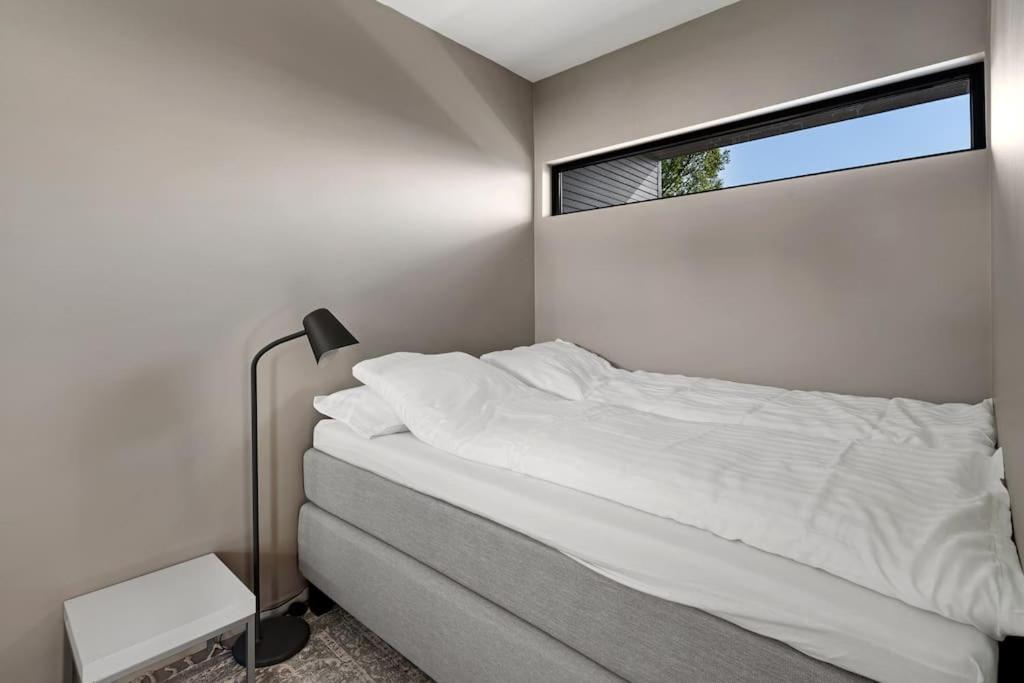 Seaview Studio W/Terrace&Parking Tromso Ngoại thất bức ảnh